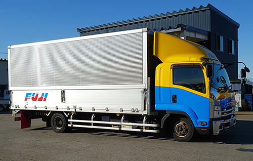 4トン車ウィングボディ車11台